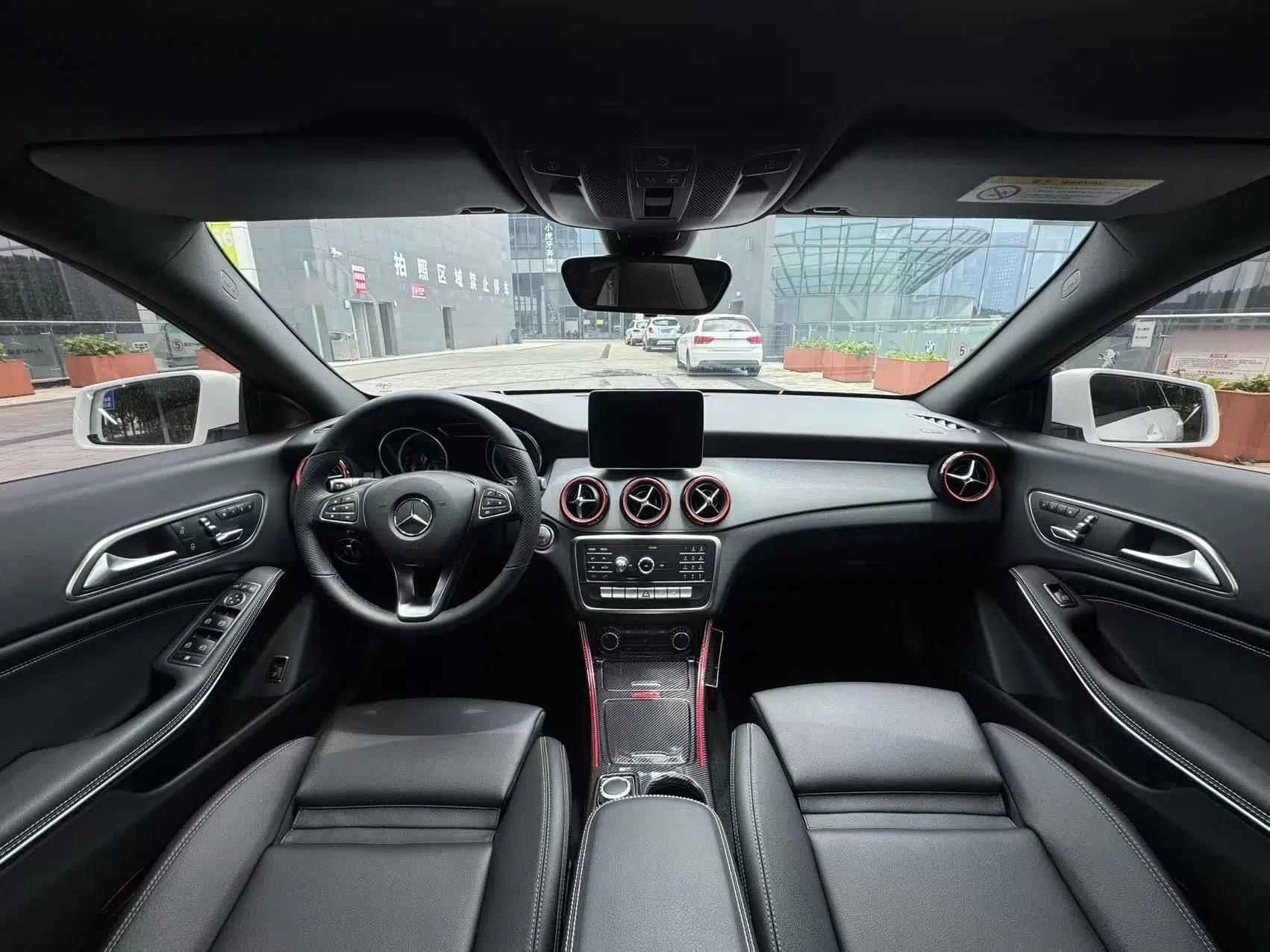 Mercedes-Benz CLA 2018 CLA 200 Style Edition — миниатюра 20