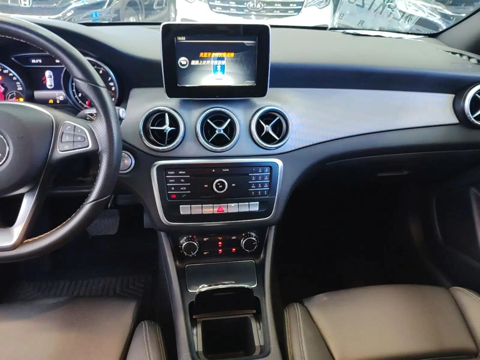 Mercedes-Benz CLA 2017 CLA 200 Style Edition — миниатюра 20