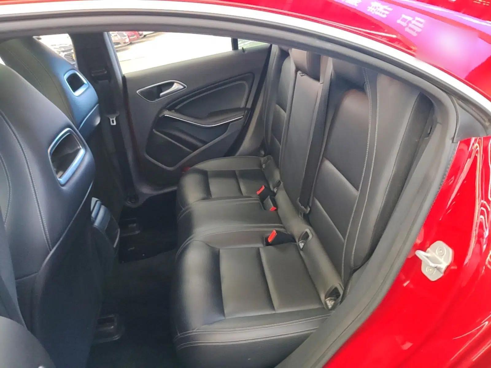 Mercedes-Benz CLA 2017 CLA 200 Style Edition — миниатюра 25