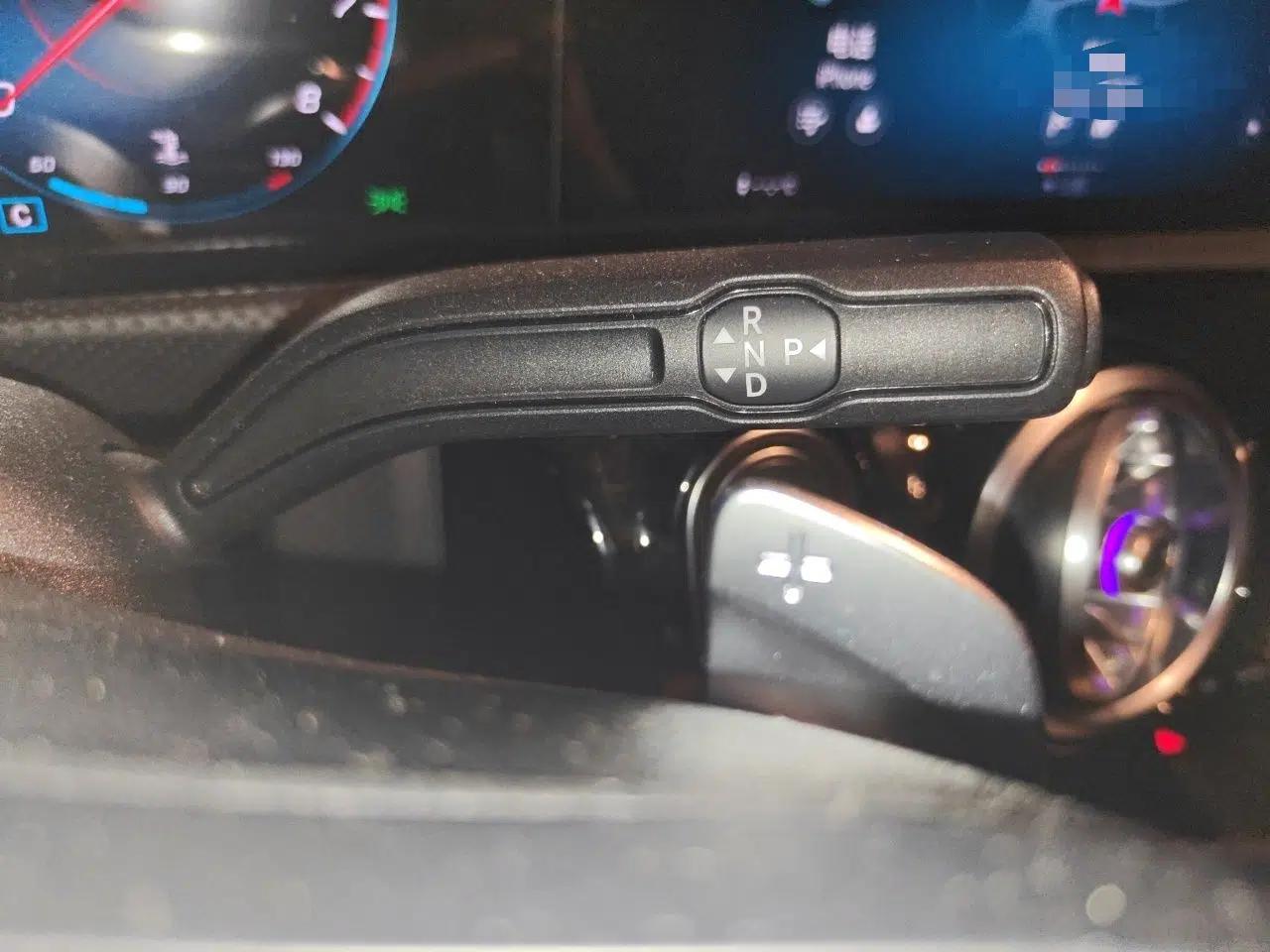 Mercedes-Benz CLA 2020 CLA 200 — миниатюра 14