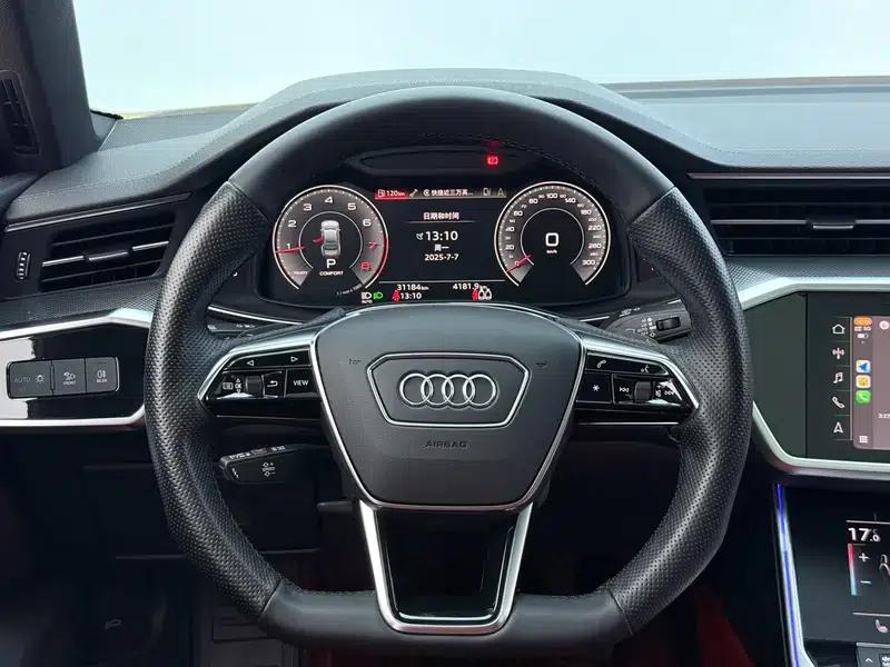 2024 Audi A7L 45 TFSI quattro Black Edition — миниатюра 13