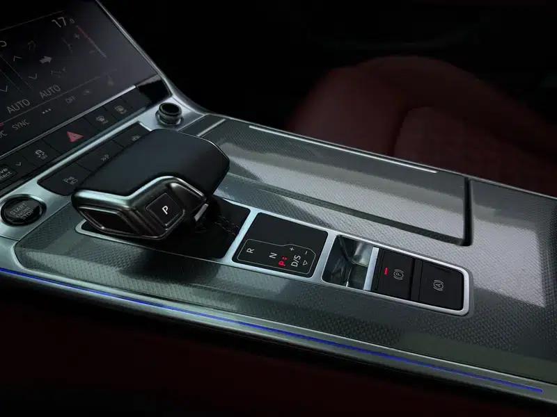 2024 Audi A7L 45 TFSI quattro Black Edition — миниатюра 14