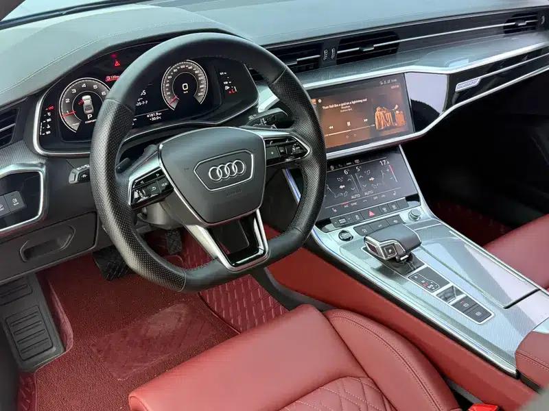 2024 Audi A7L 45 TFSI quattro Black Edition — миниатюра 16