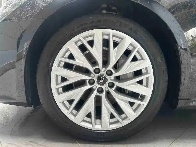 Audi A7L 2022 45 TFSI S-line Dream New Generation Edition — миниатюра 5