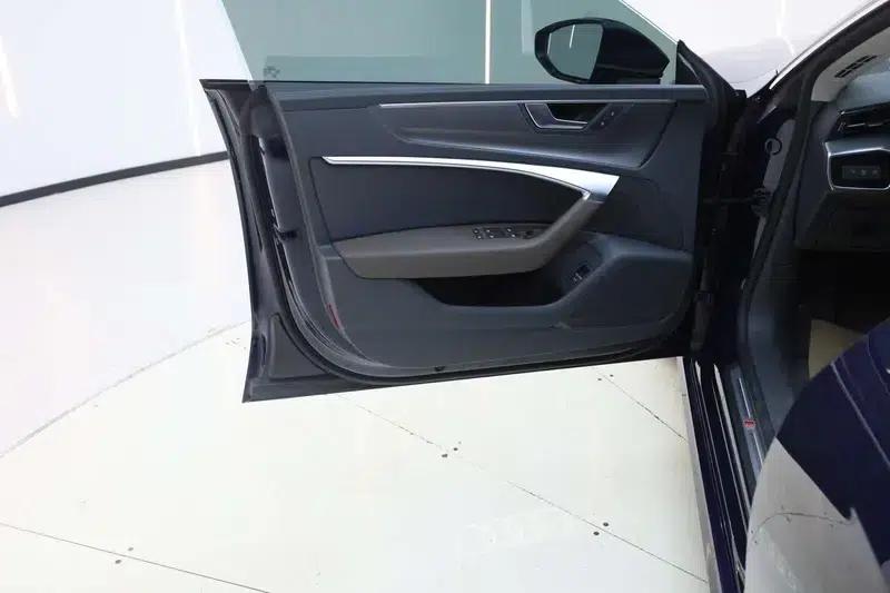 Audi A7L 2022 45 TFSI S-line Dream Edition Crystal Package — миниатюра 27