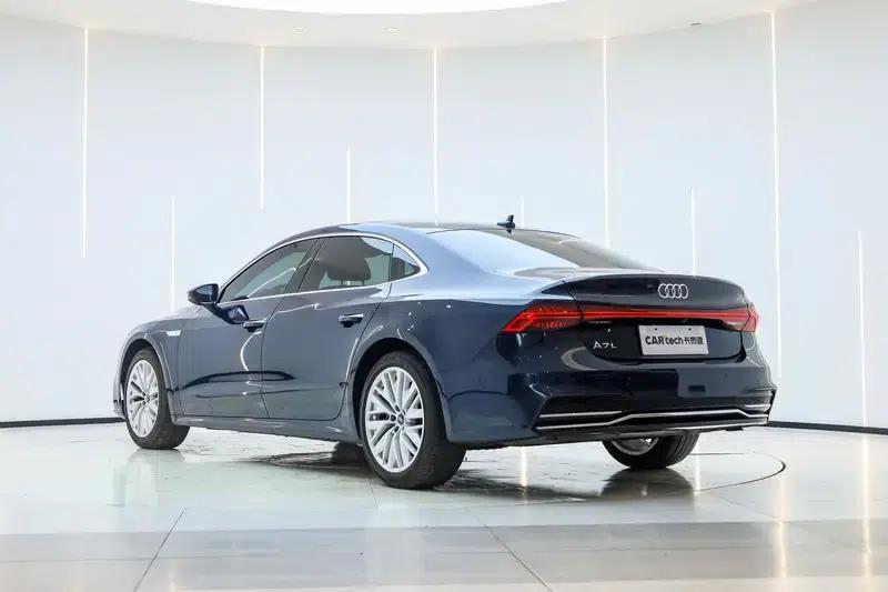 Audi A7L 2022 45 TFSI S-line Dream Edition Crystal Package — миниатюра 5