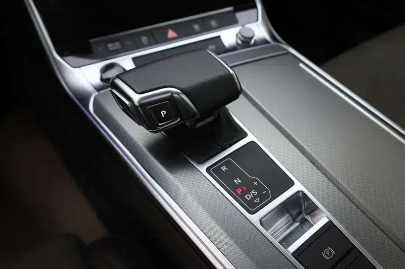 Audi A7L 2024 45 TFSI S-line Dream Crystal Package — миниатюра 18