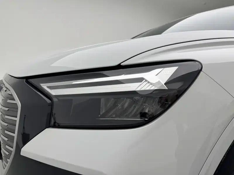 Audi Q4 e-tron 2023 Model 40 e-tron Adventure Edition — миниатюра 12