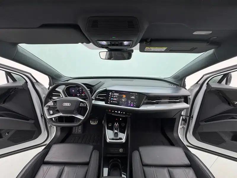Audi Q4 e-tron 2023 Model 40 e-tron Adventure Edition — миниатюра 14