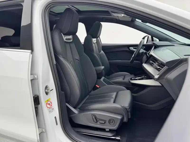 Audi Q4 e-tron 2023 Model 40 e-tron Adventure Edition — миниатюра 21