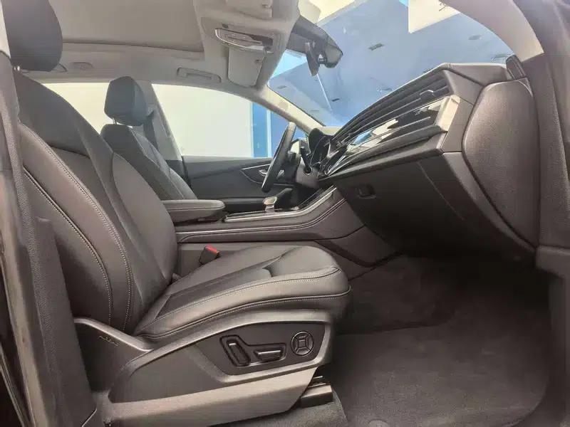 Audi Q8 2024 55 TFSI Luxury Dynamic — миниатюра 12