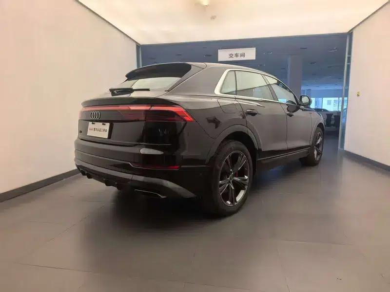 Audi Q8 2024 55 TFSI Luxury Dynamic — миниатюра 4