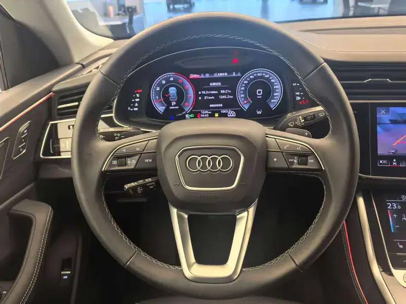 Audi Q8 2024 55 TFSI Luxury Dynamic — миниатюра 10