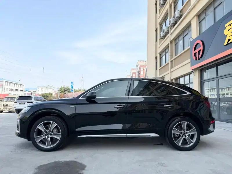 Audi Q5L Sportback 2022 40 TFSI Luxury — миниатюра 3