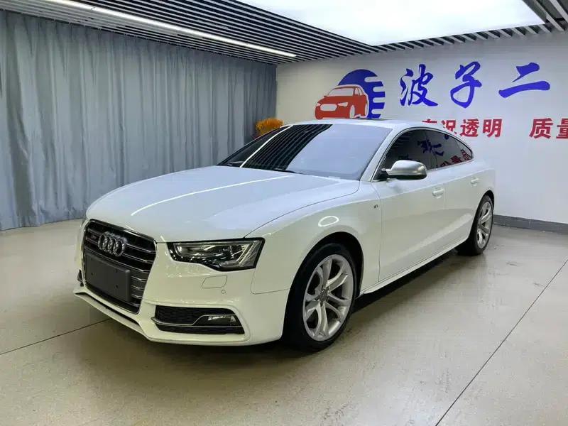 2012 Audi S5 3.0T Sportback — миниатюра 1