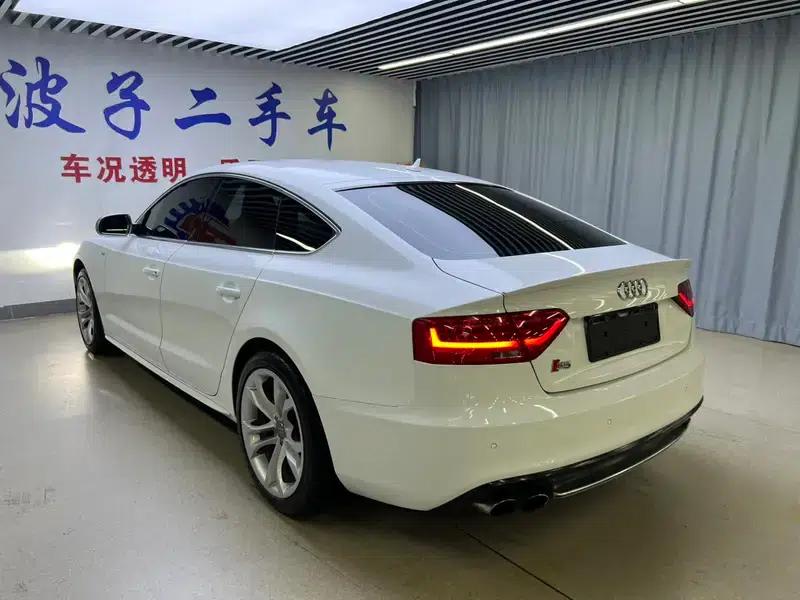2012 Audi S5 3.0T Sportback — миниатюра 5