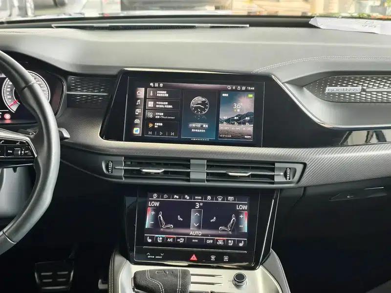 Audi Q6 2024 45TFSI quattro Black Knight Edition Flying Rider Package 6 Seats — миниатюра 9