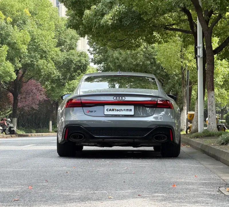 2024 Audi RS 7 RS 7 4.0T Sportback Performance — миниатюра 5