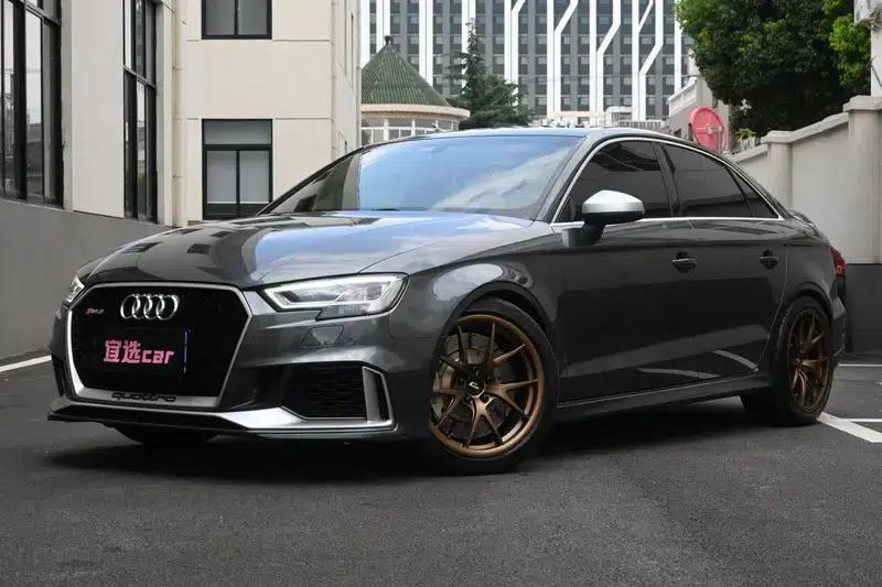 Audi RS 3 2017 RS 3 2.5T Limousine — миниатюра 1