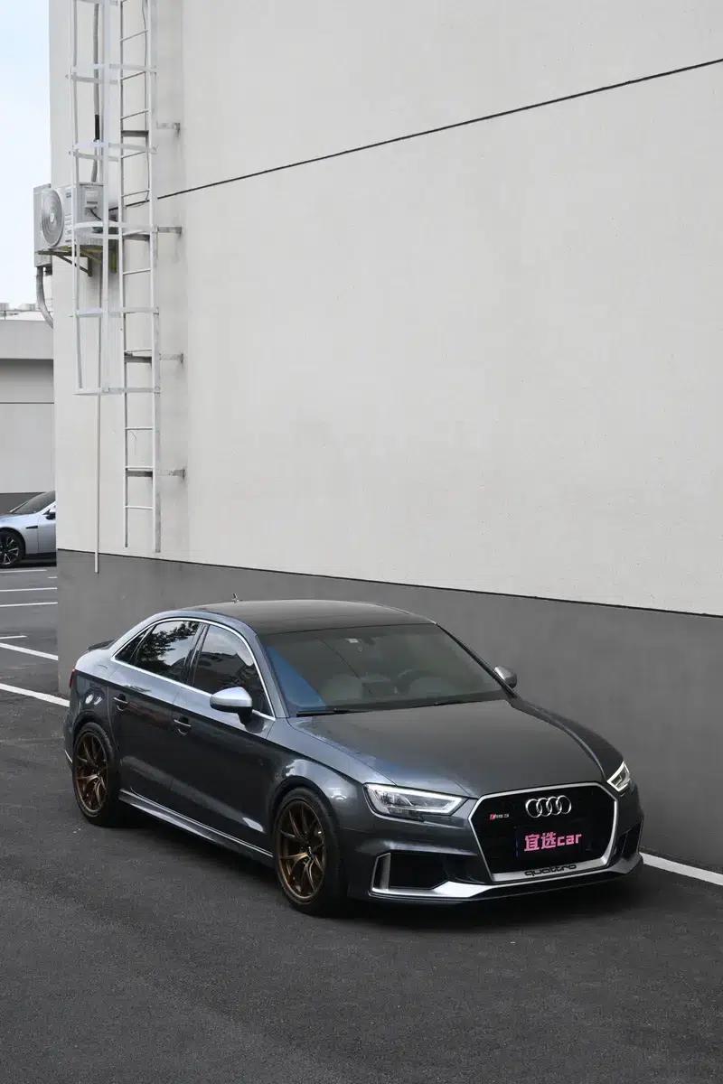 Audi RS 3 2017 RS 3 2.5T Limousine — миниатюра 3
