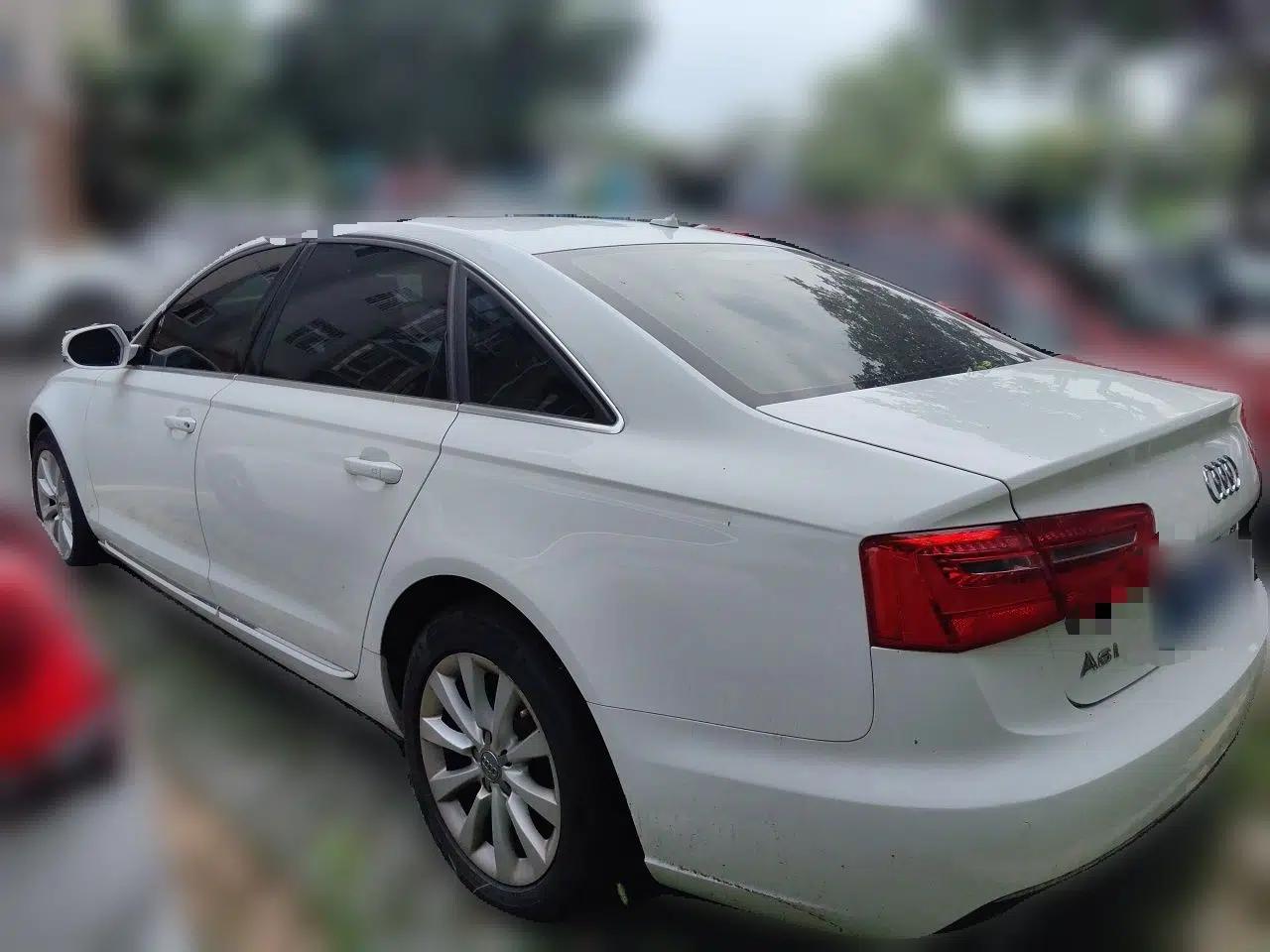 Audi A6L 2012 30 FSI Comfort Model — миниатюра 4