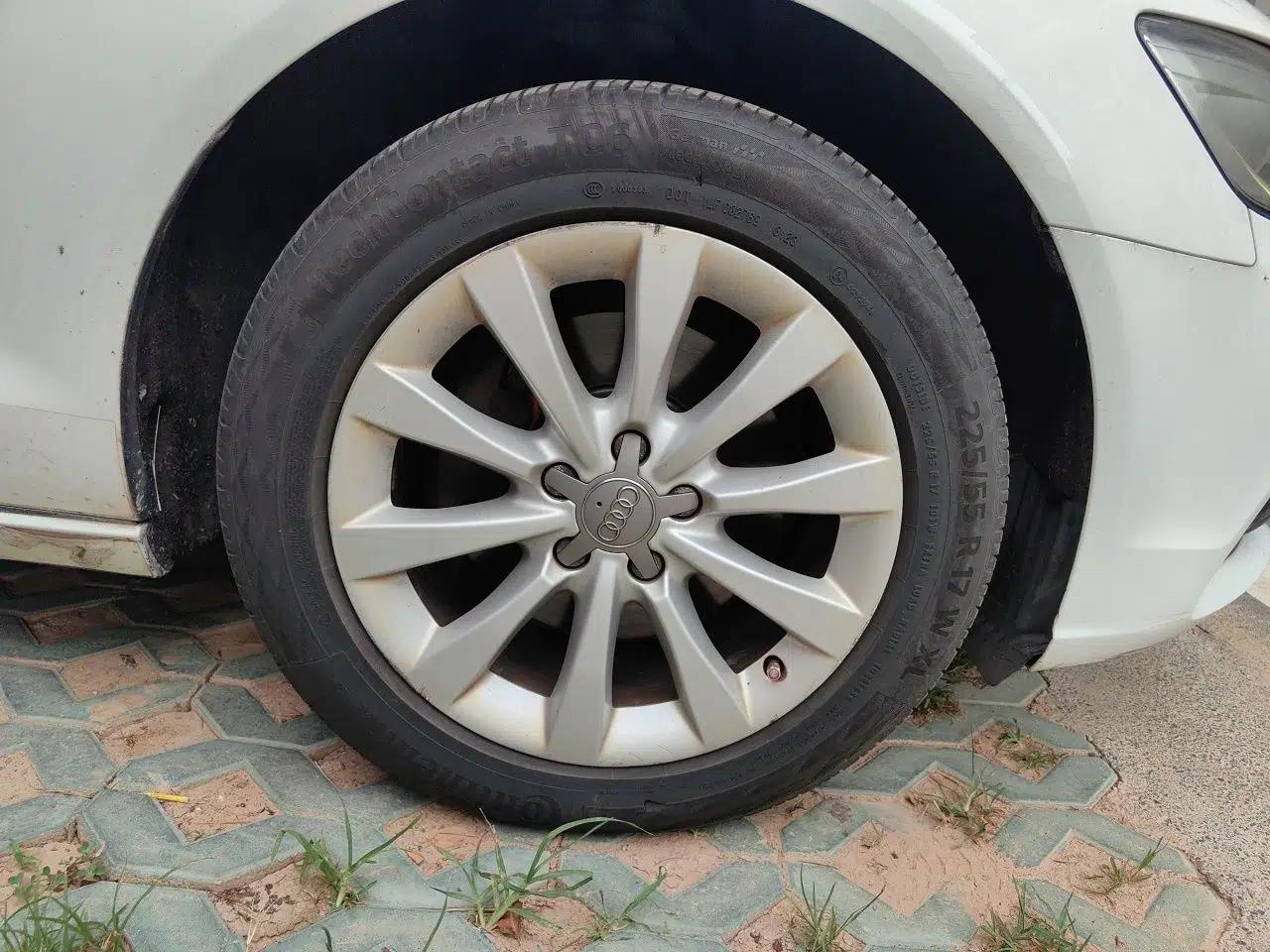 Audi A6L 2012 30 FSI Comfort Model — миниатюра 8
