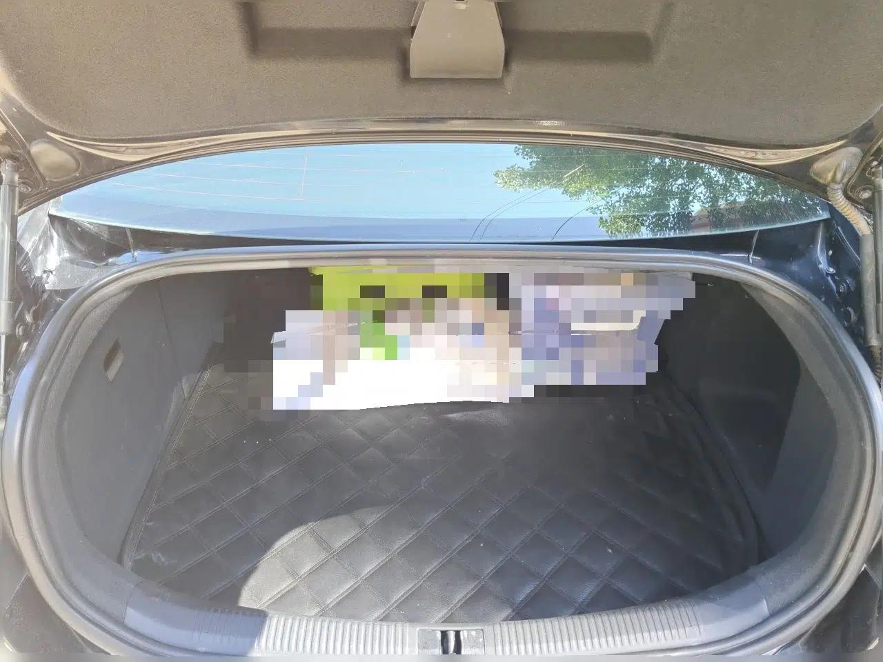 Audi A6L 2011 2.0 TFSI automatic Comfort trim — миниатюра 19