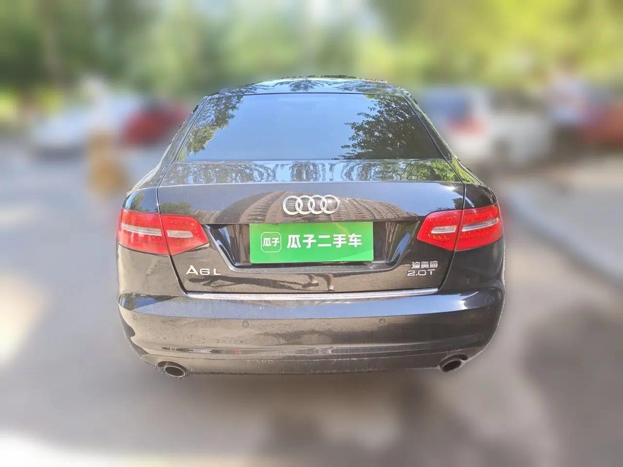 Audi A6L 2011 2.0 TFSI automatic Comfort trim — миниатюра 5