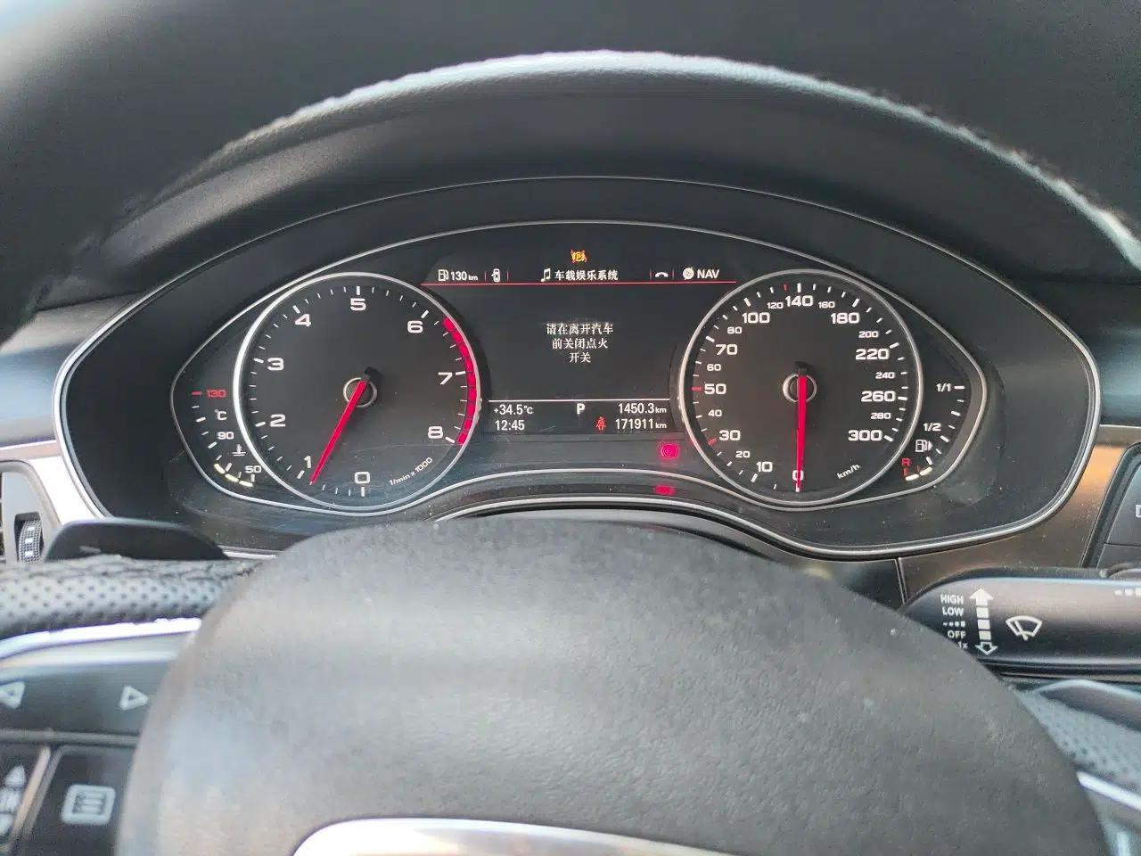 Audi A6L 2014 TFSI Standard Model — миниатюра 11