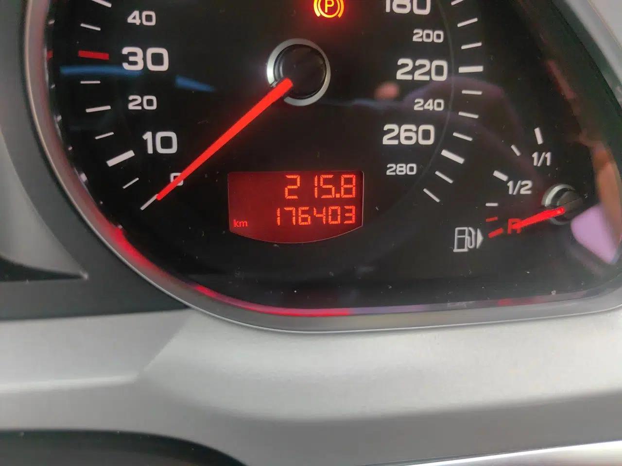 Audi A6L 2011 2.8 FSI Comfort Model — миниатюра 12