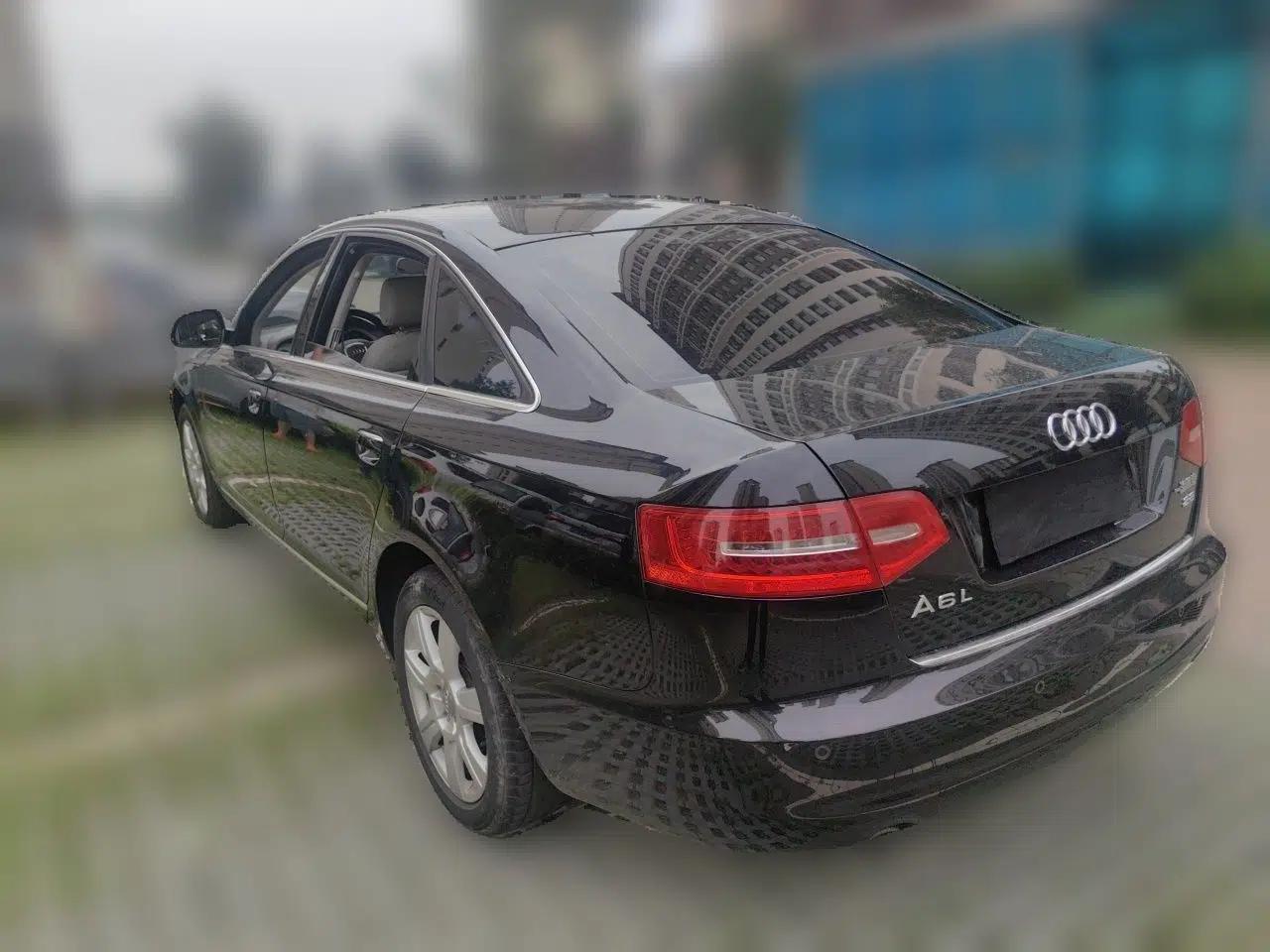 Audi A6L 2011 2.8 FSI Comfort Model — миниатюра 4