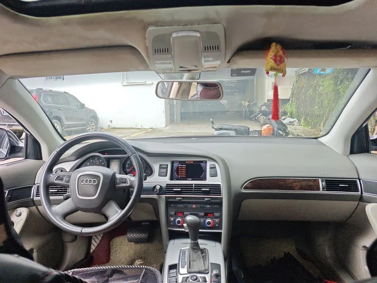 Audi A6L 2011 2.0 TFSI automatic Comfort trim — миниатюра 18