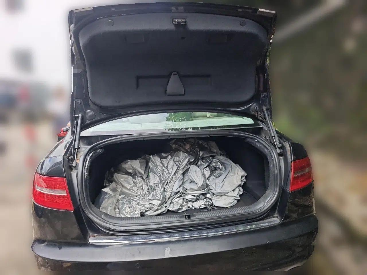 Audi A6L 2011 2.0 TFSI automatic Comfort trim — миниатюра 19