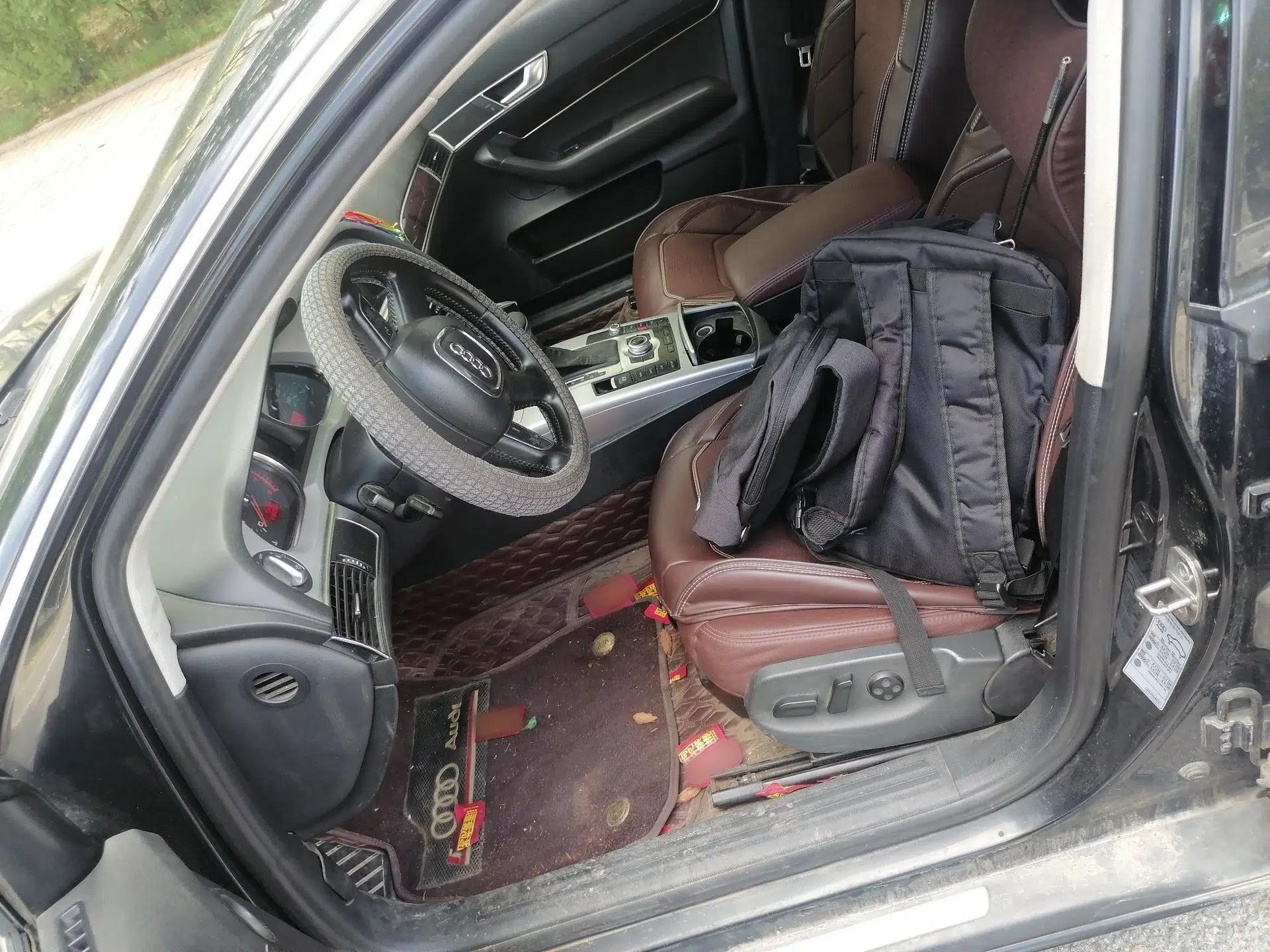 Audi A6L 2011 2.0 TFSI Automatic Standard Edition — миниатюра 15