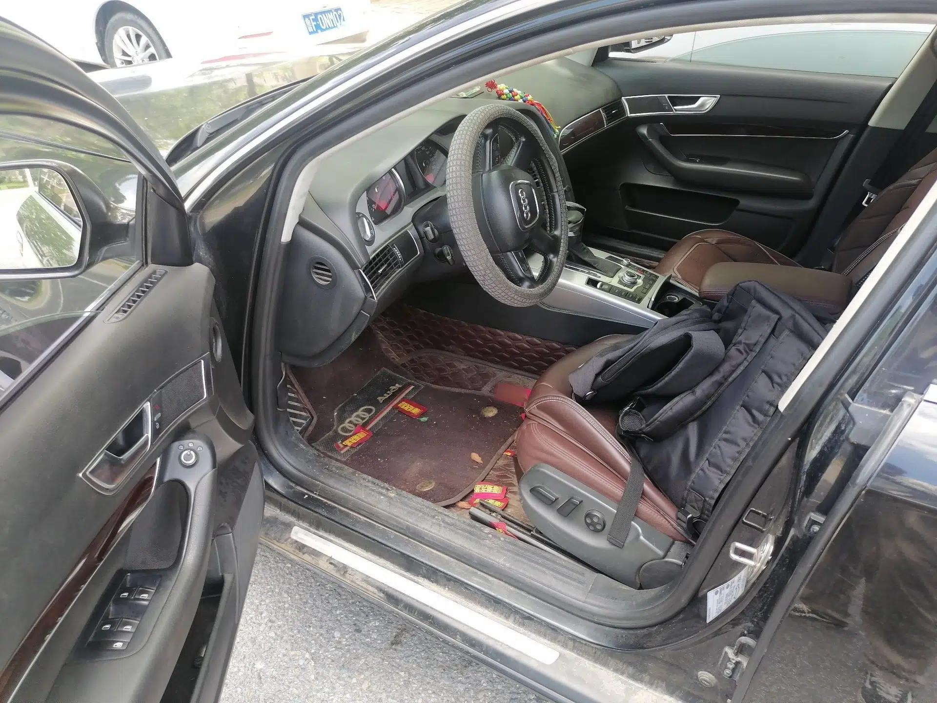 Audi A6L 2011 2.0 TFSI Automatic Standard Edition — миниатюра 16