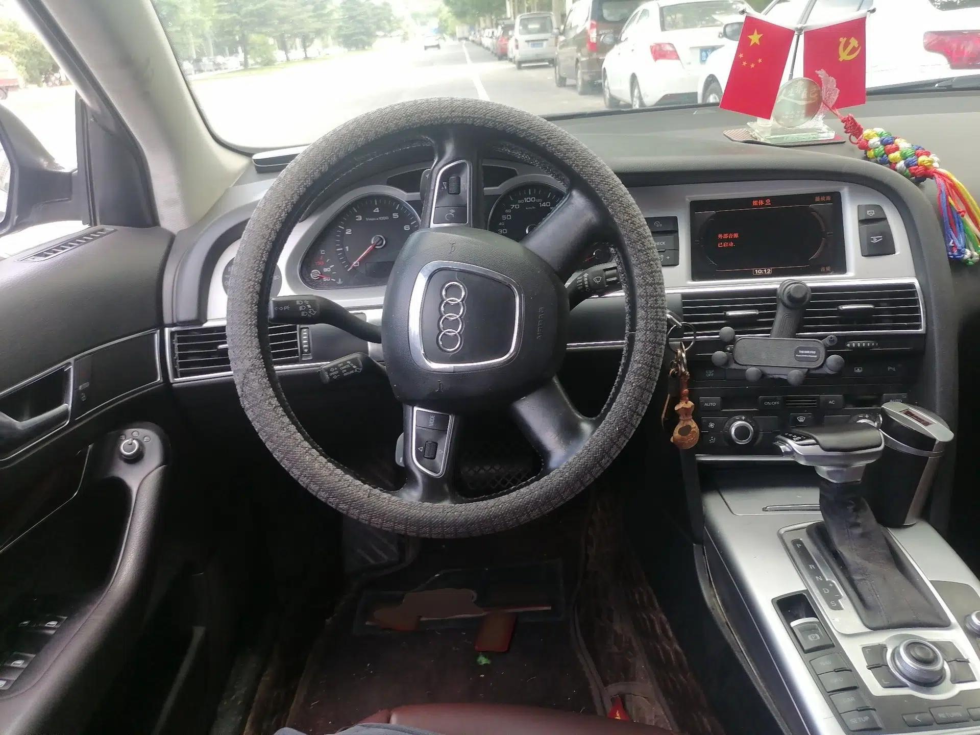 Audi A6L 2011 2.0 TFSI Automatic Standard Edition — миниатюра 10