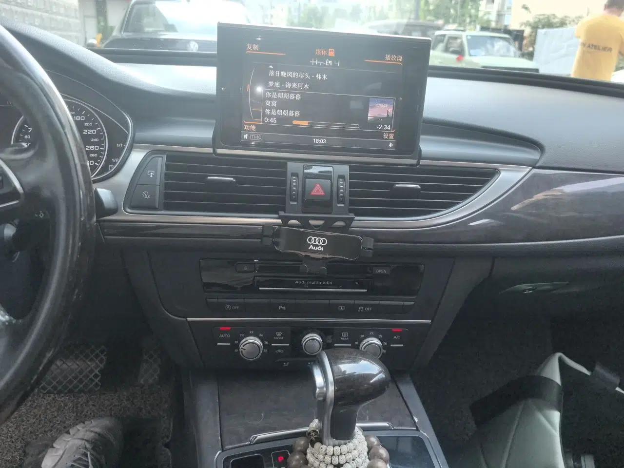 Audi A6L 2014 TFSI Standard Model — миниатюра 13