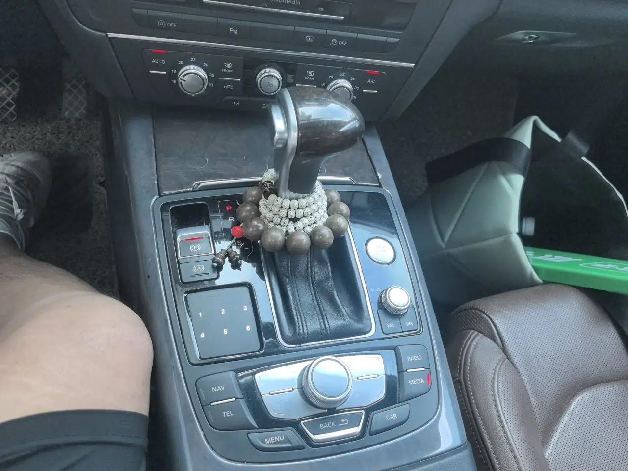 Audi A6L 2014 TFSI Standard Model — миниатюра 14
