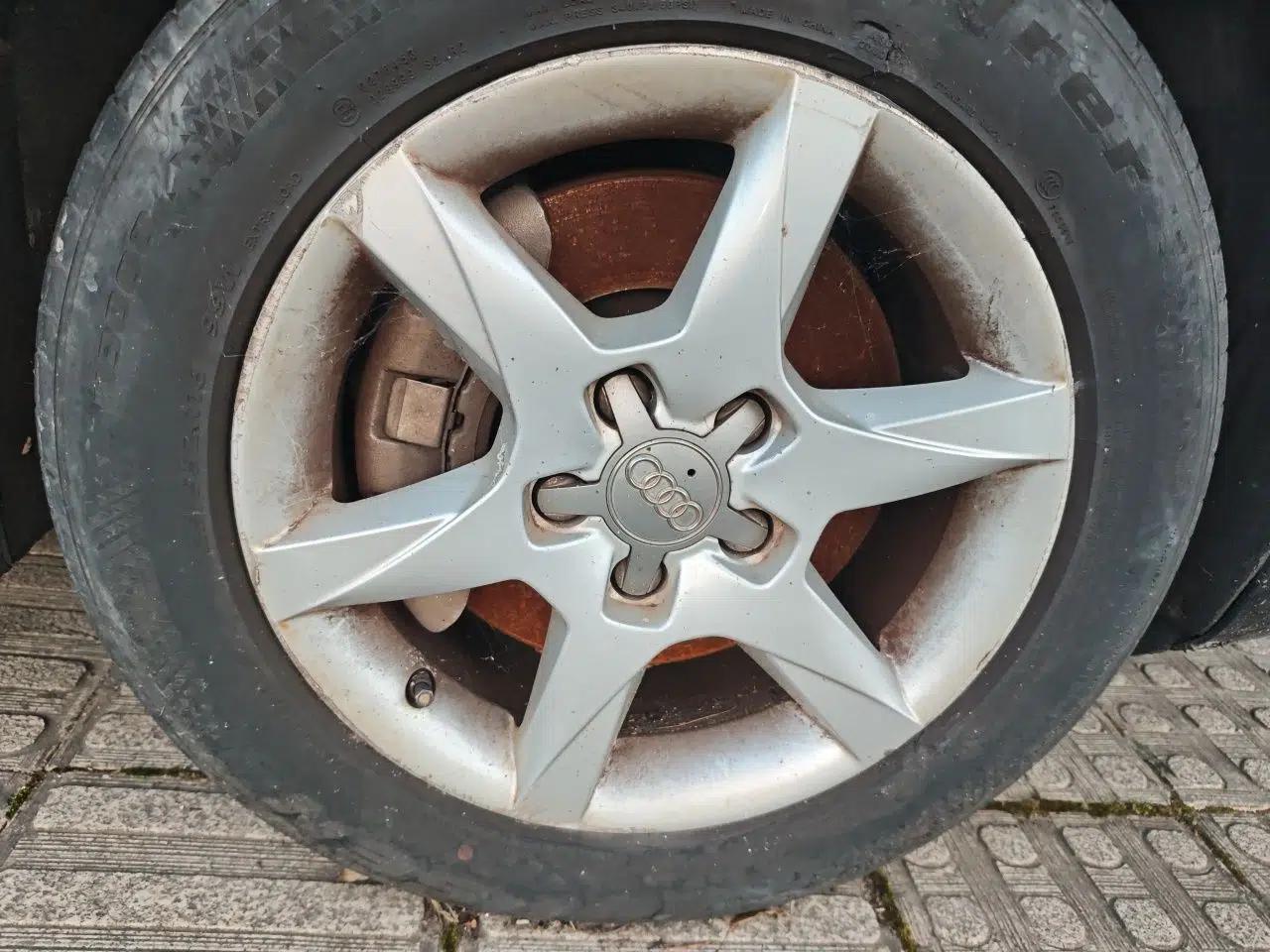 Audi A6L 2011 2.0 TFSI Automatic Standard Edition — миниатюра 8