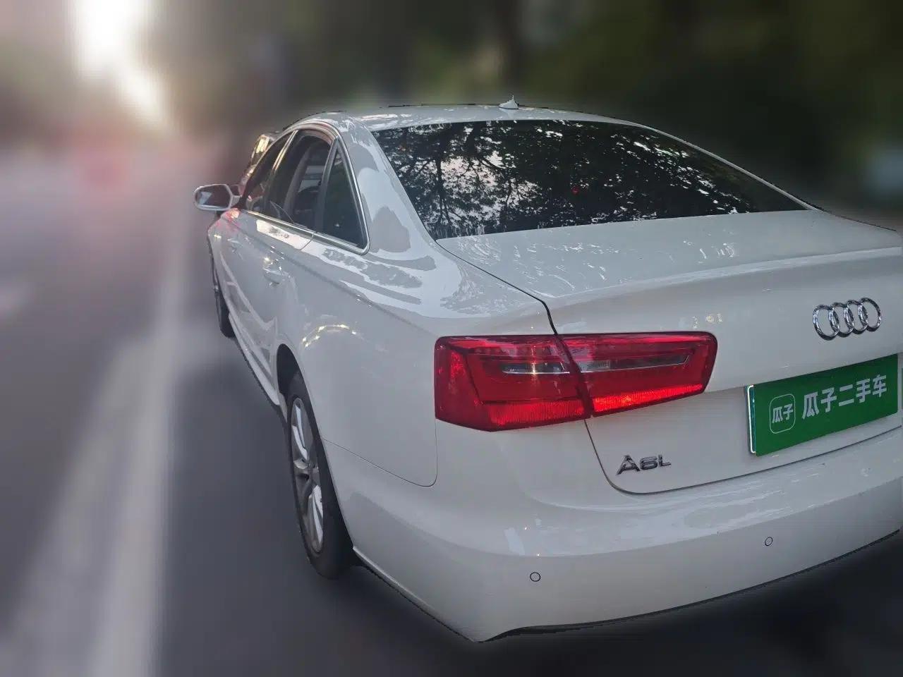 Audi A6L 2014 TFSI Standard Model — миниатюра 4