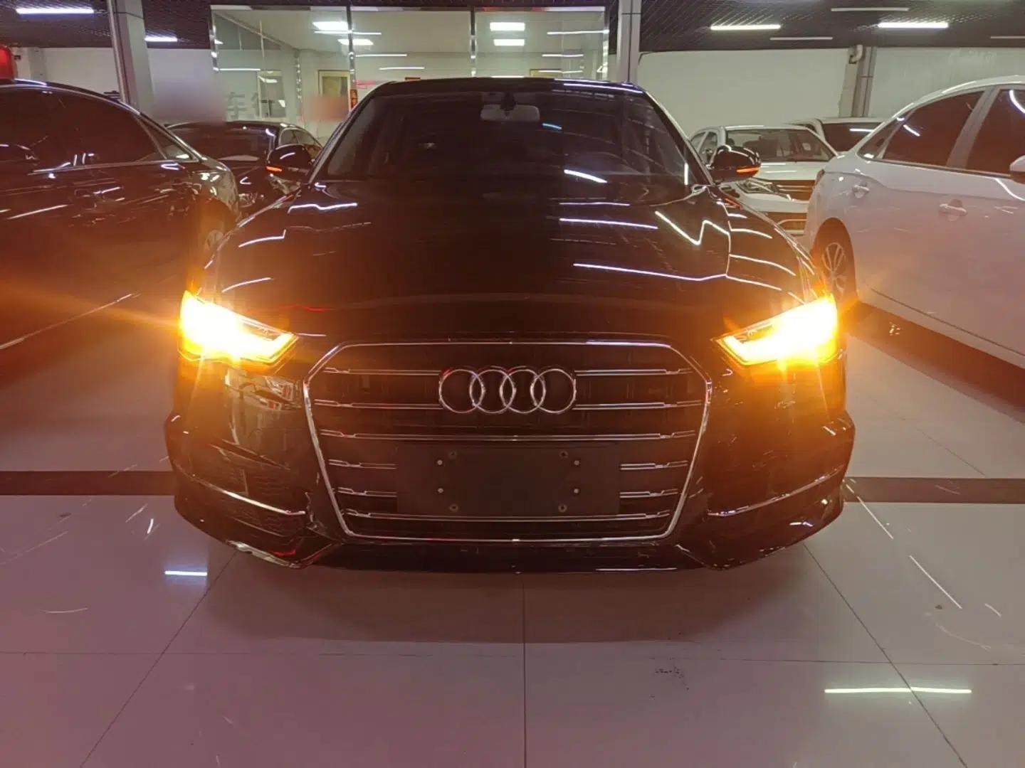Audi A6L 2018 30th Anniversary Edition 35 TFSI Fashion Model — миниатюра 2