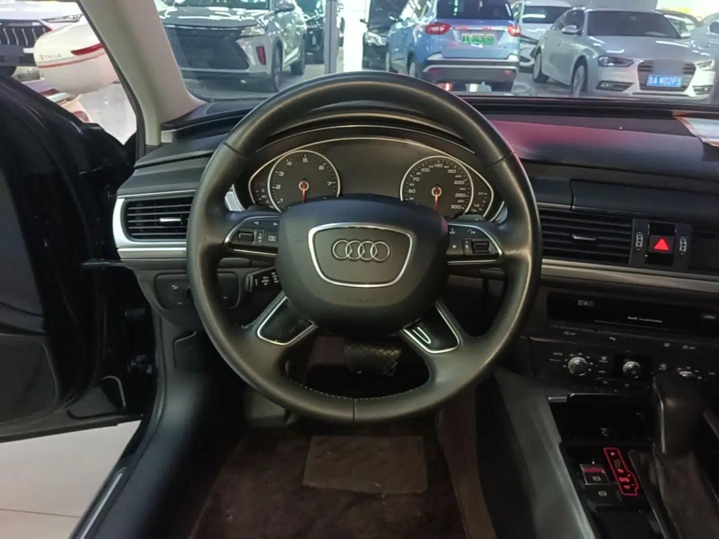 Audi A6L 2018 30th Anniversary Edition 35 TFSI Fashion Model — миниатюра 18