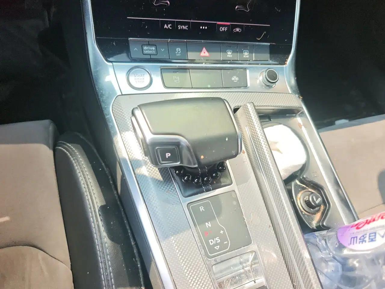 Audi A6L 2020 40 TFSI Luxury Dynamic Edition — миниатюра 14