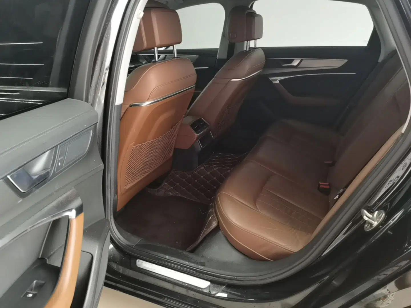 Audi A6L 2019 40 TFSI Luxury Prestige Edition — миниатюра 20