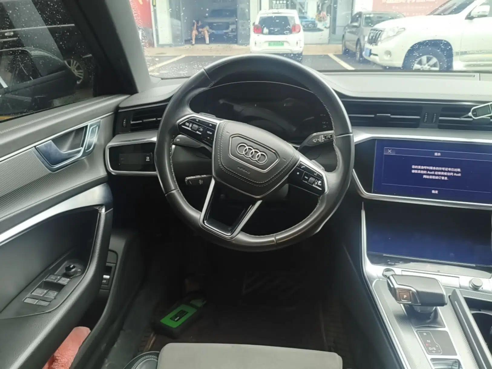 Audi A6L 2023 40 TFSI Luxury Dynamic Model — миниатюра 18