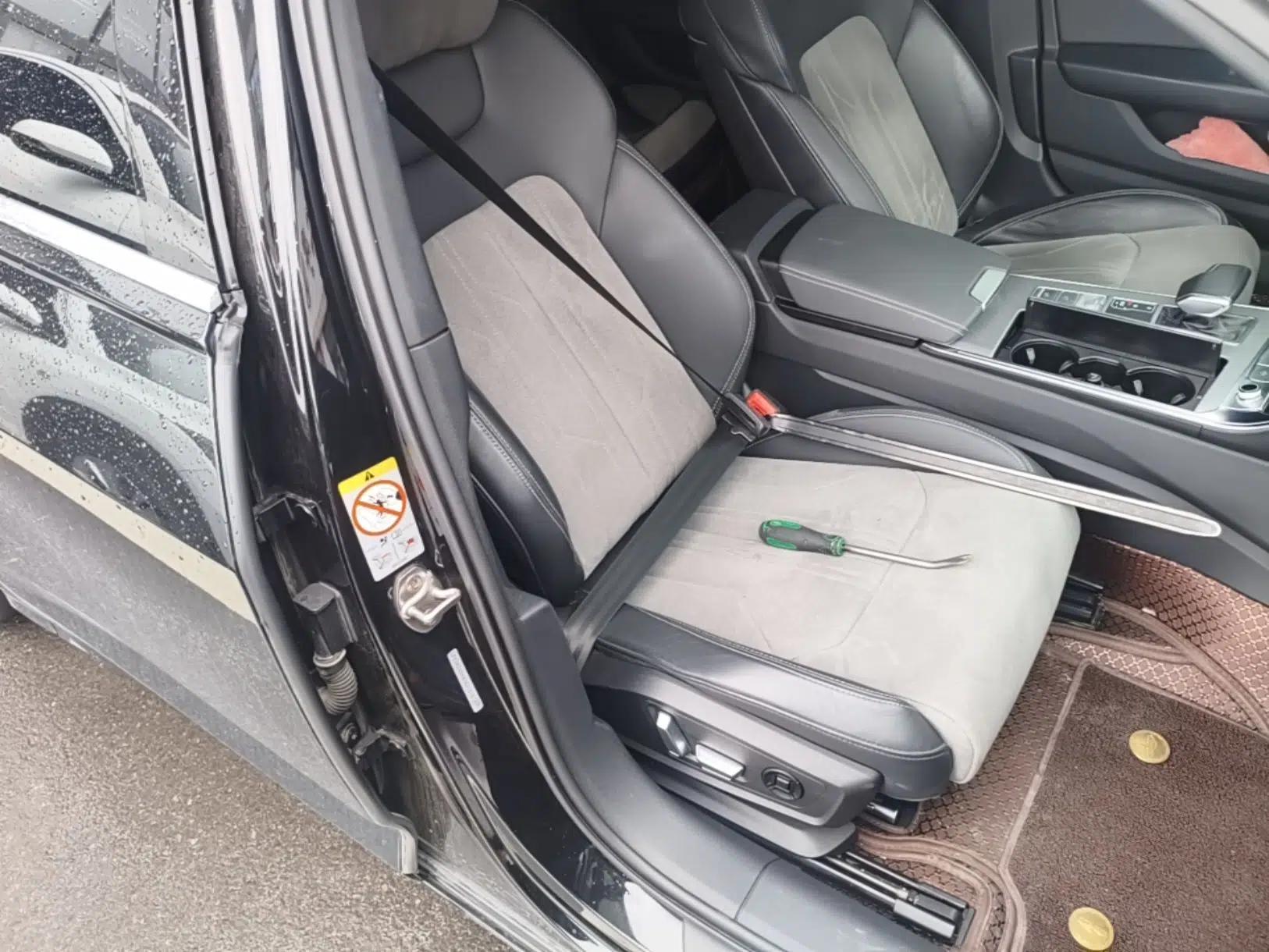 Audi A6L 2023 40 TFSI Luxury Dynamic Model — миниатюра 24