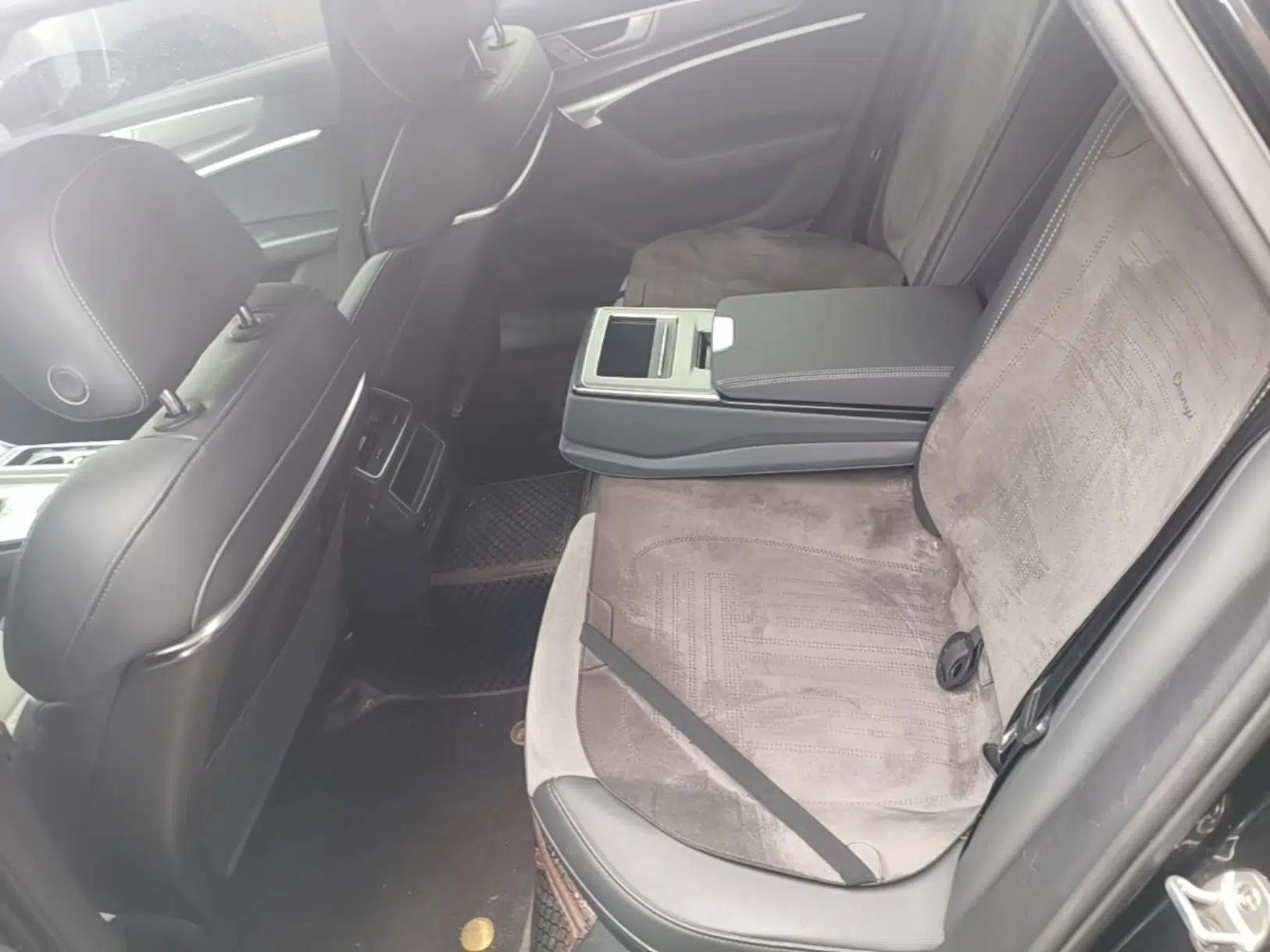 Audi A6L 2023 40 TFSI Luxury Dynamic Model — миниатюра 25