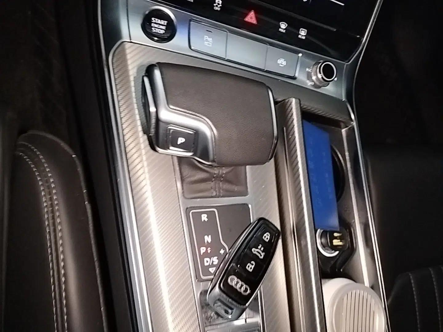 Audi A6L 2024 45 TFSI Prestige Dynamic Edition — миниатюра 25