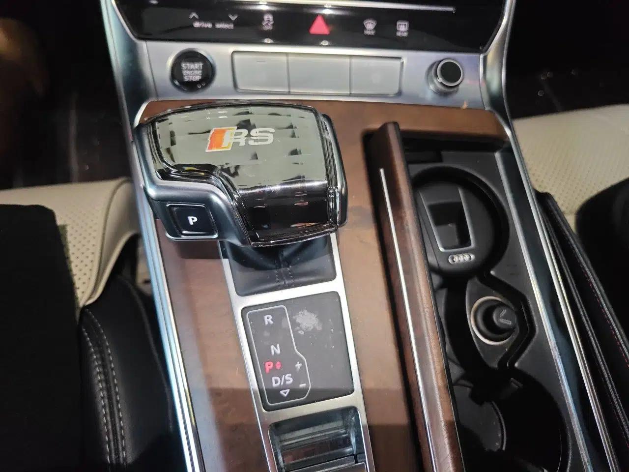 Audi A6L 2023 45 TFSI quattro Prestige Dynamic Edition — миниатюра 14