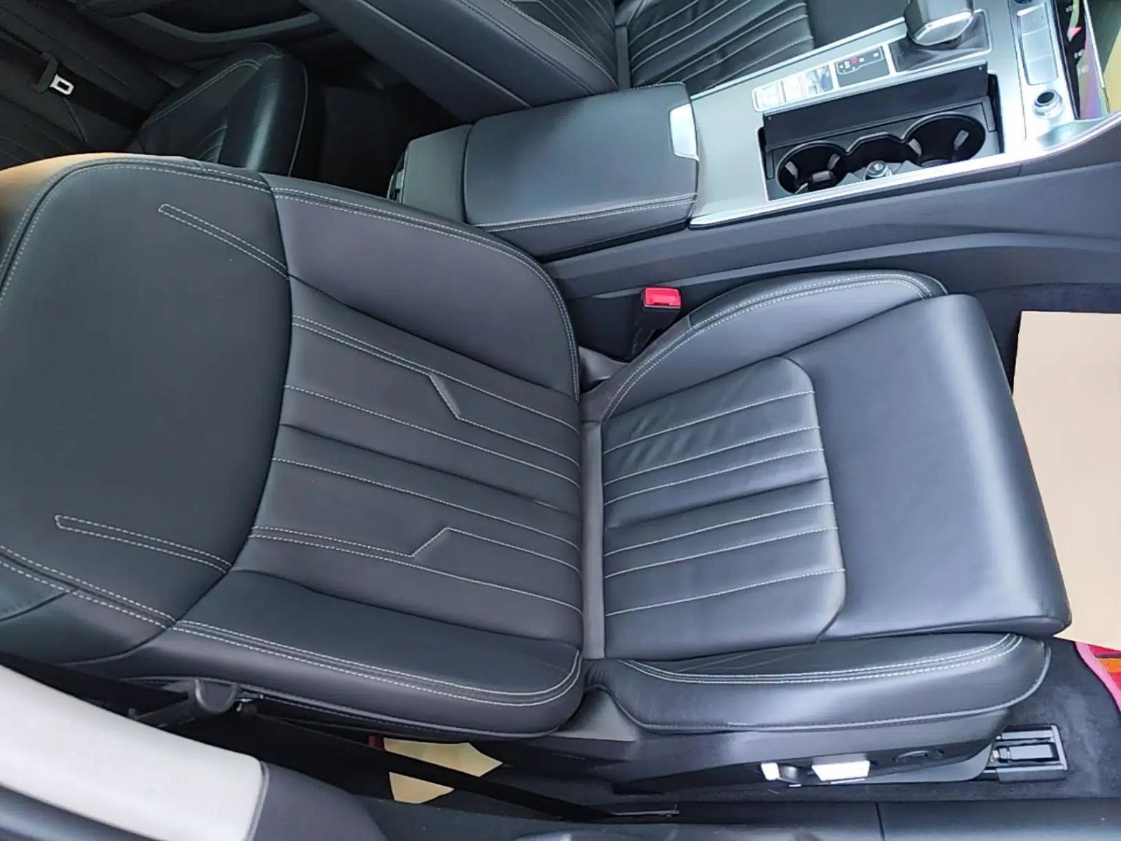 Audi A6L 2023 Revised 40 TFSI Luxury Prestige Edition — миниатюра 19
